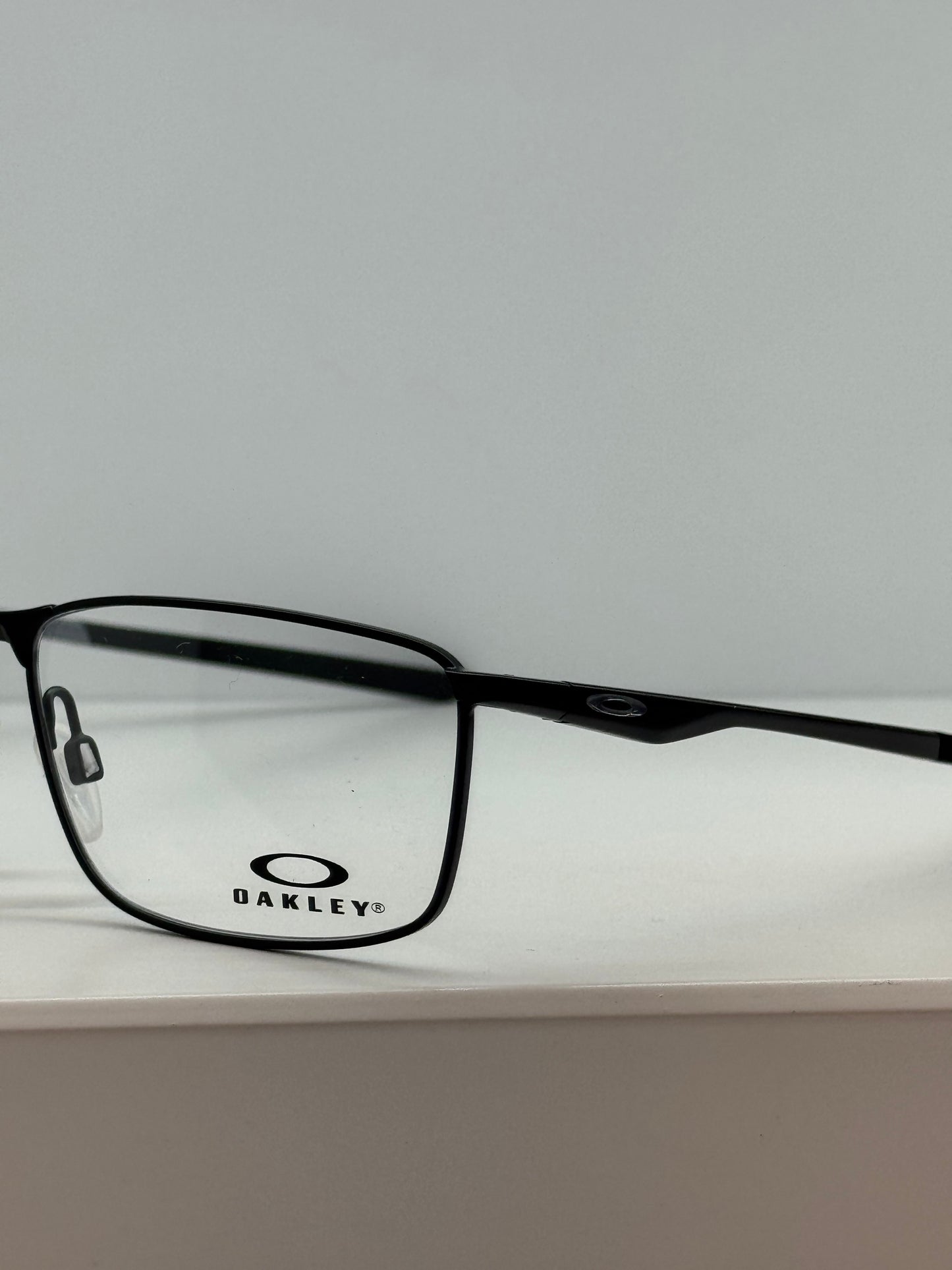 Aro OAKLEY - 0155